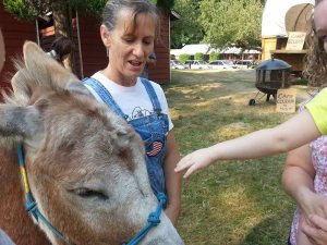 10458643_373098199509288_4622325365215568256_n